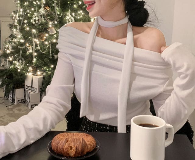 Breezy Off Shoulder Scarf Set 