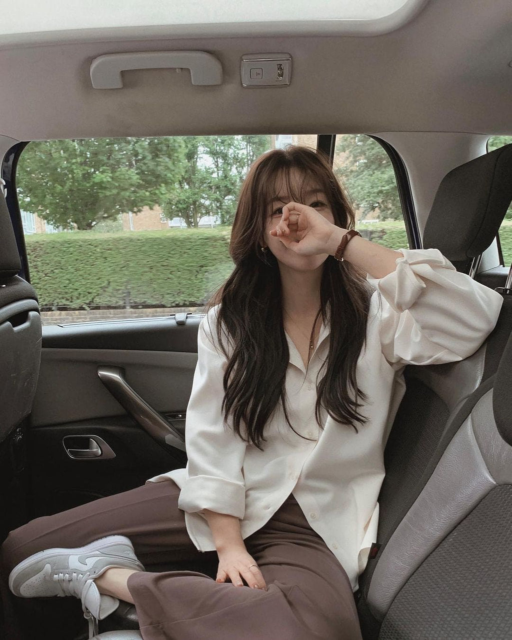 Korean website makes its own Soft Clean flared pants