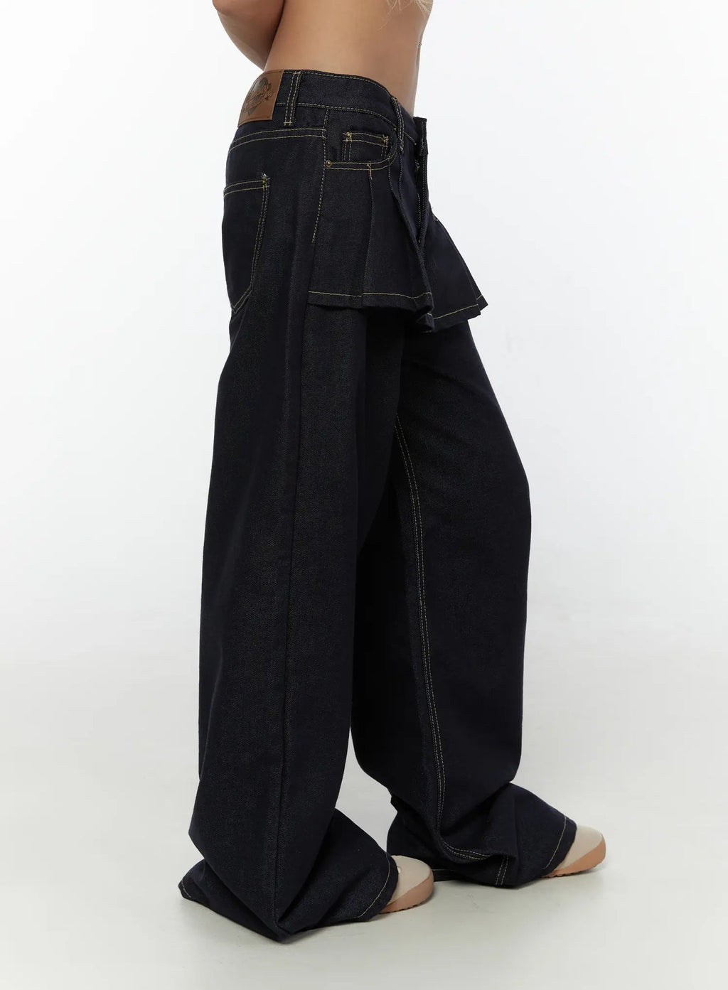 Non-Fade Layered Wide Jeans