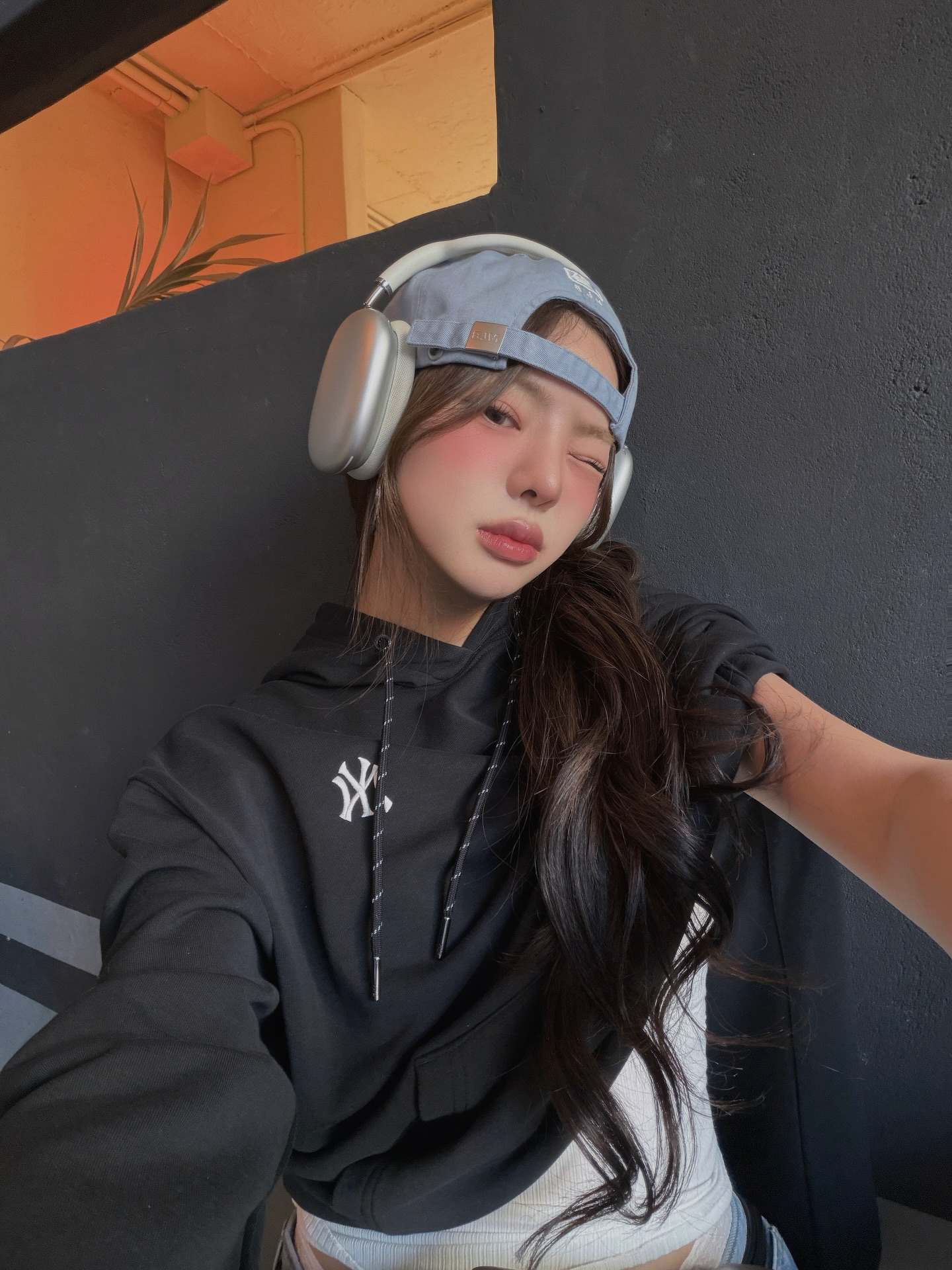 【KARINA x MLB】SIGNATURE BALL CAP NY