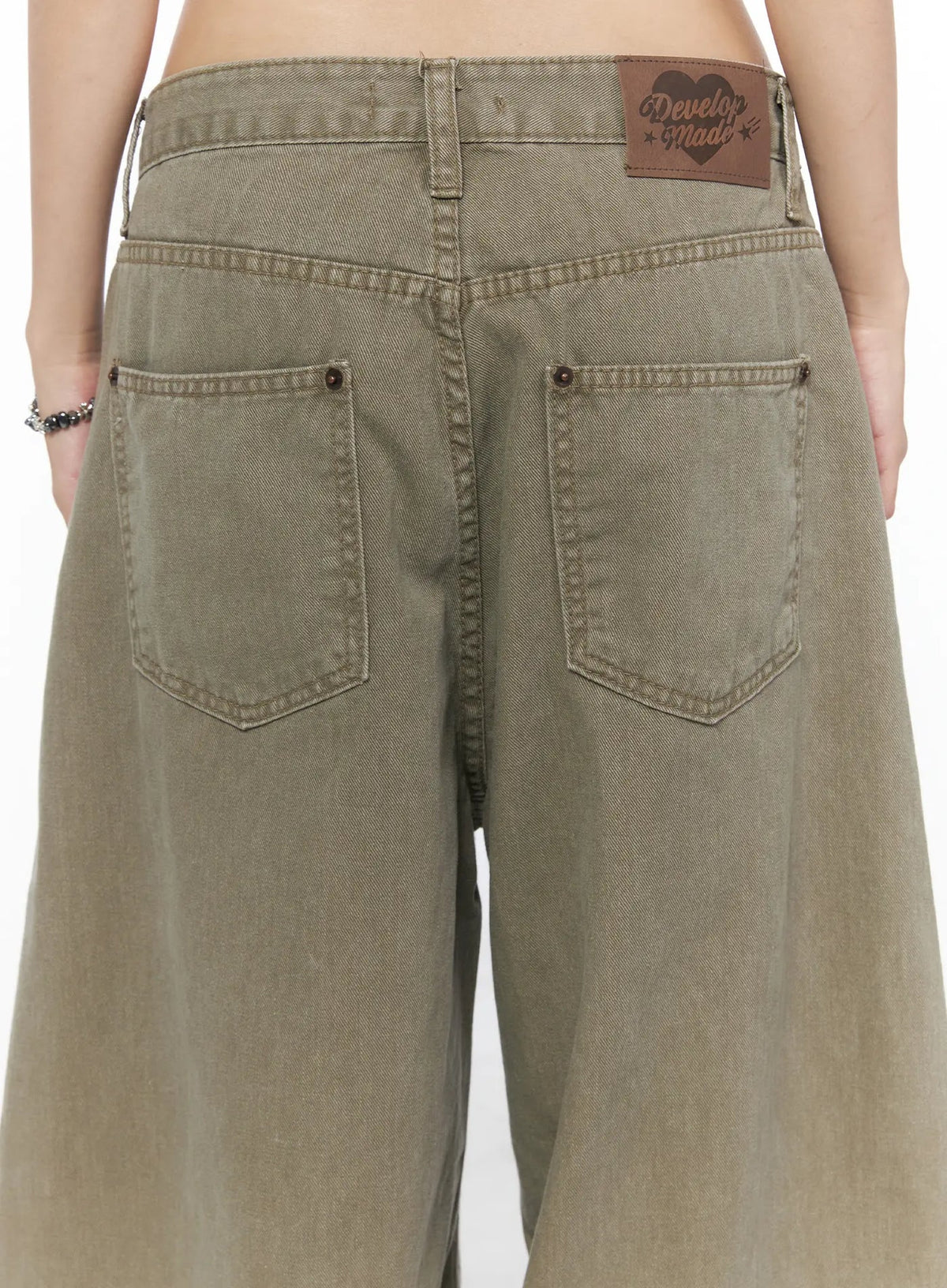 Heart Stud Wide Jeans