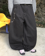 【🖤The Curved Blade Jeans】Pearl Chain Jeans 