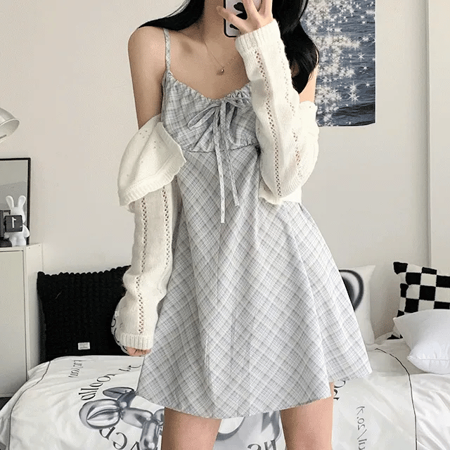 Checkops 09. Dresses – DELUNA