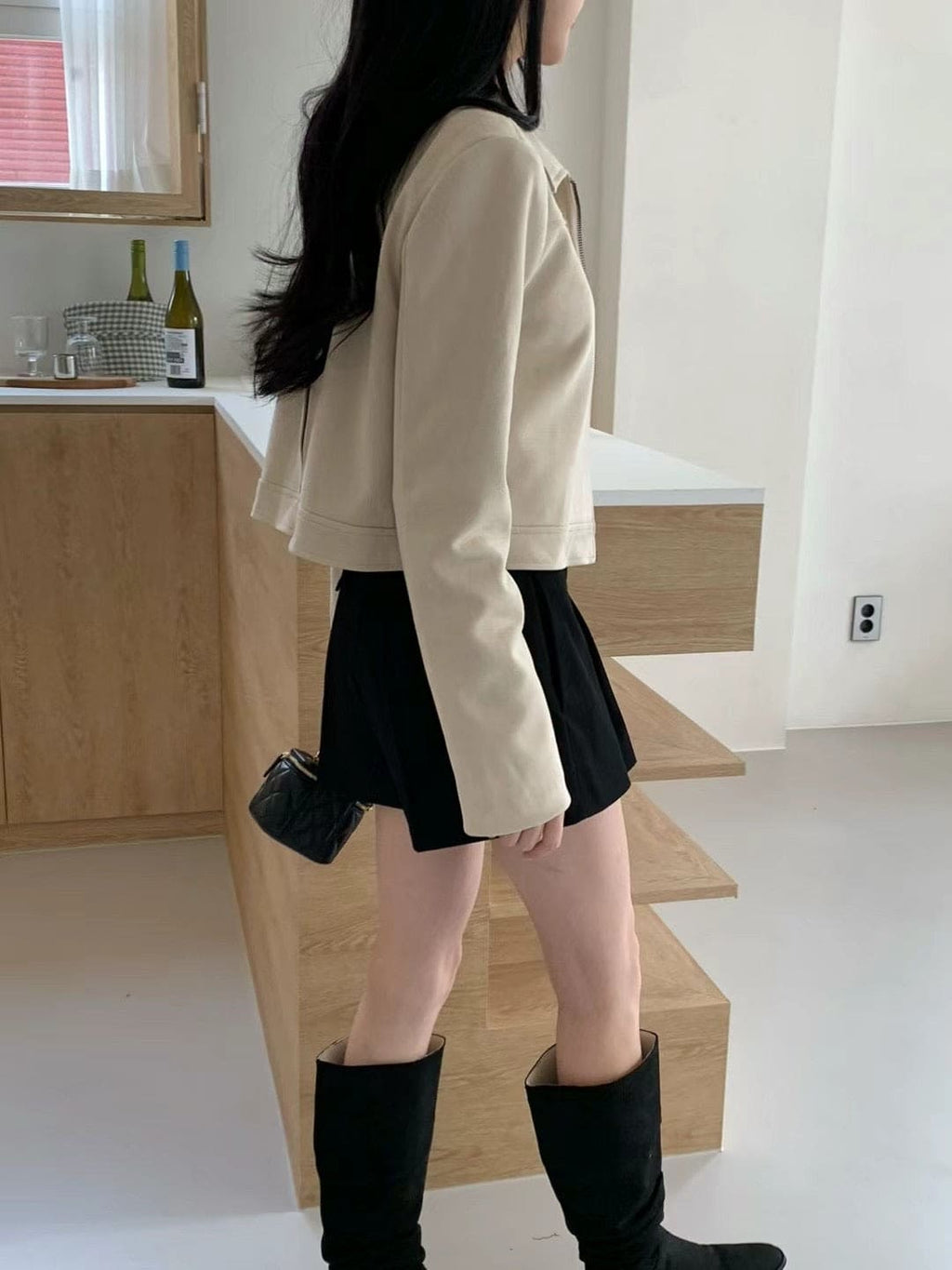 High-quality slim-fit short jacket