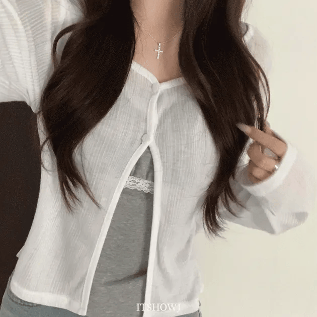 【溫柔透膚】Flower Button Cardigan