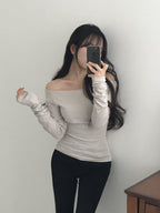 [Easy to Wear] Basic Off Shoulder Top 