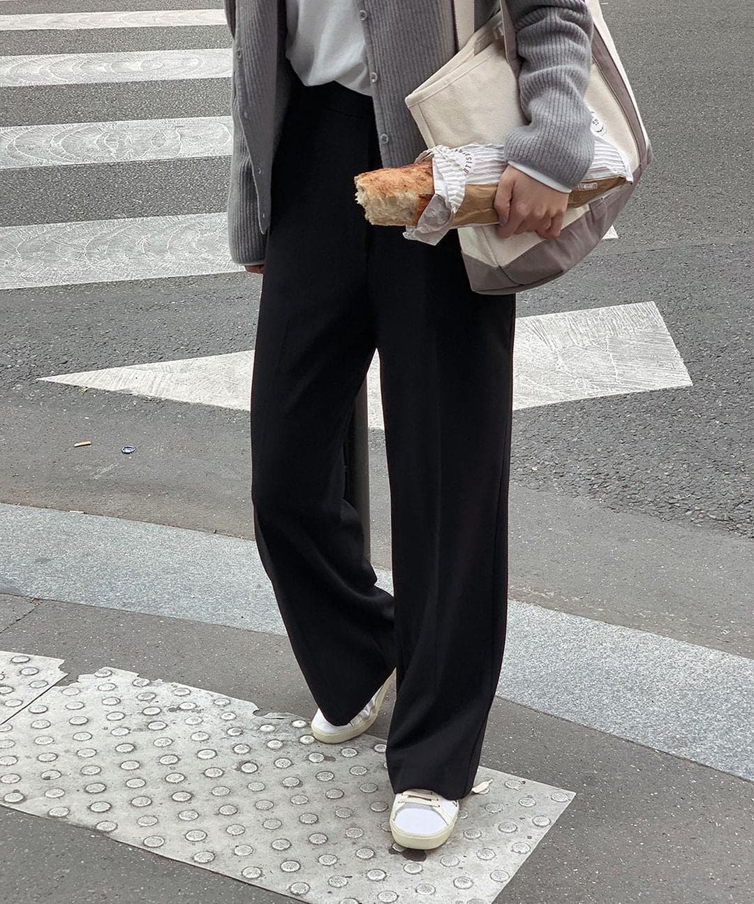 Korean website makes its own Soft Clean casual pants