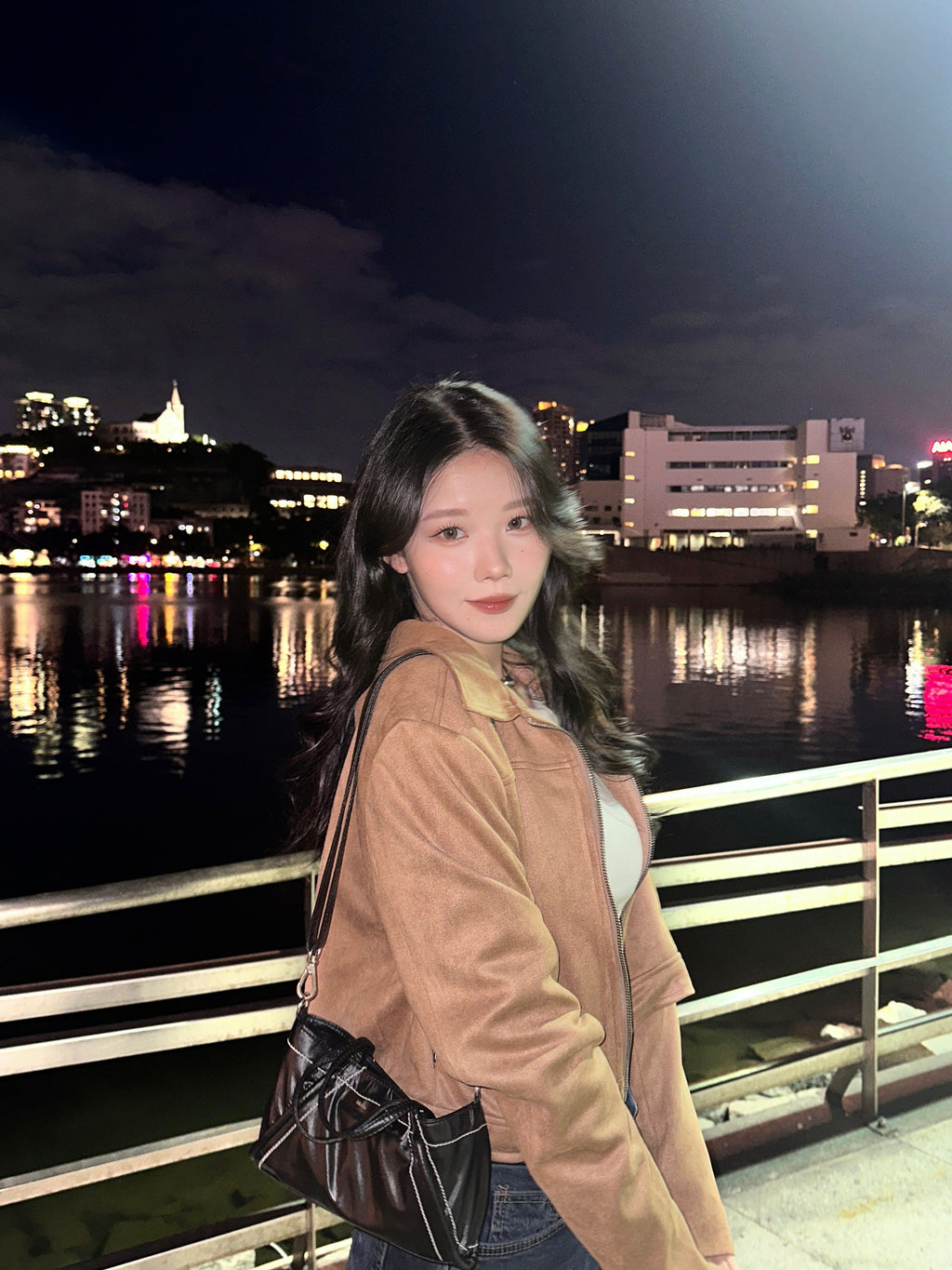 High-quality slim-fit short jacket