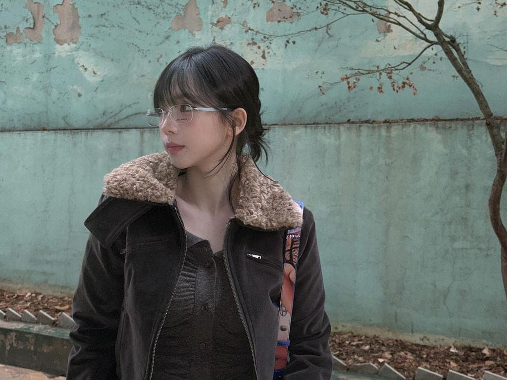 Karina's style 🖤 THAT GLASSES 01 