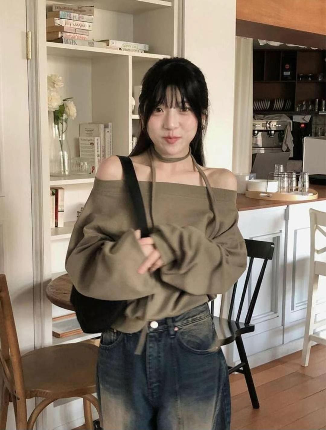 [Stylish Casual] Off-Shoulder Sweatshirt Scarf Set 