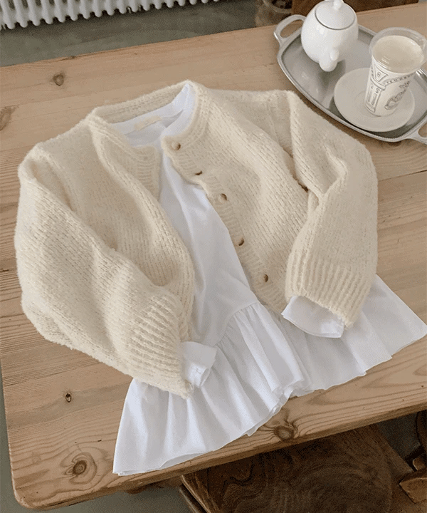 【🤍Everyday Minimalist】Trendy Layered Tee 