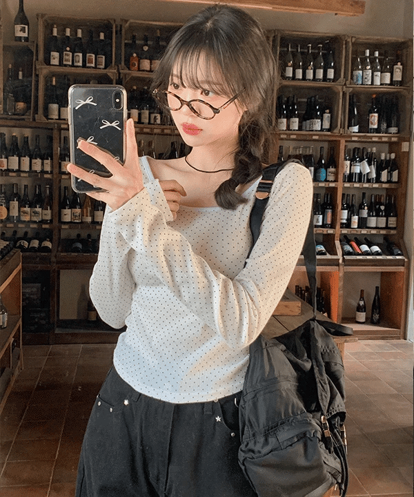 【🤍Korean Style Polka Dot Tee】 