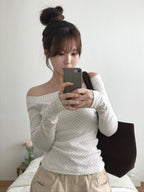 【🤍Korean Style Polka Dot】Dot Off Shoulder Top 