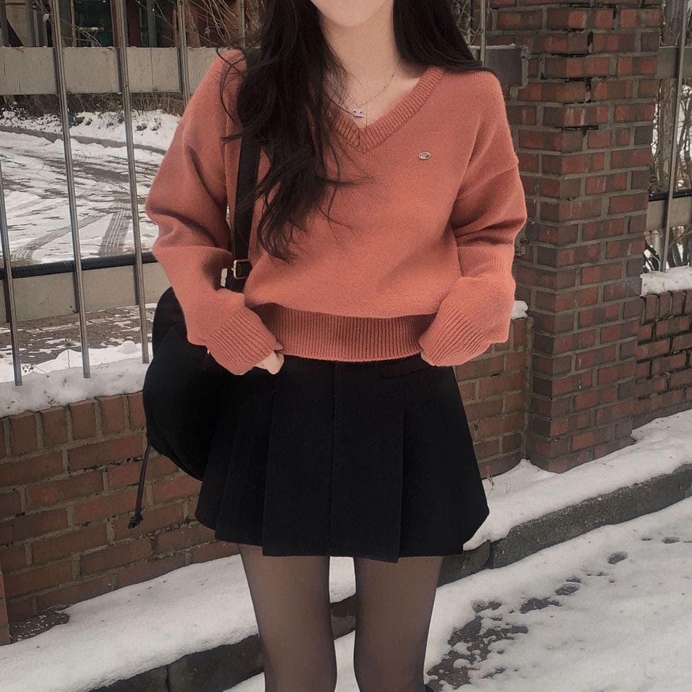 【🌷New Spring Arrivals】Label V-Neck Knit 