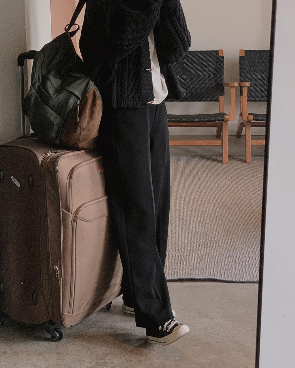 Korean website makes its own Soft Clean casual pants