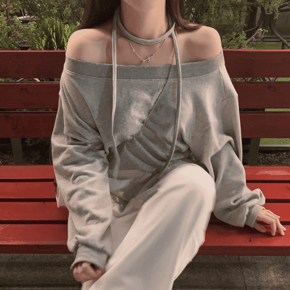 [Stylish Casual] Off-Shoulder Sweatshirt Scarf Set 
