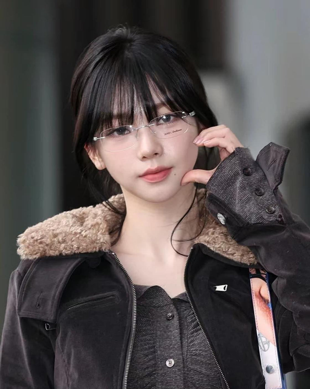 Karina's style 🖤 THAT GLASSES 01 