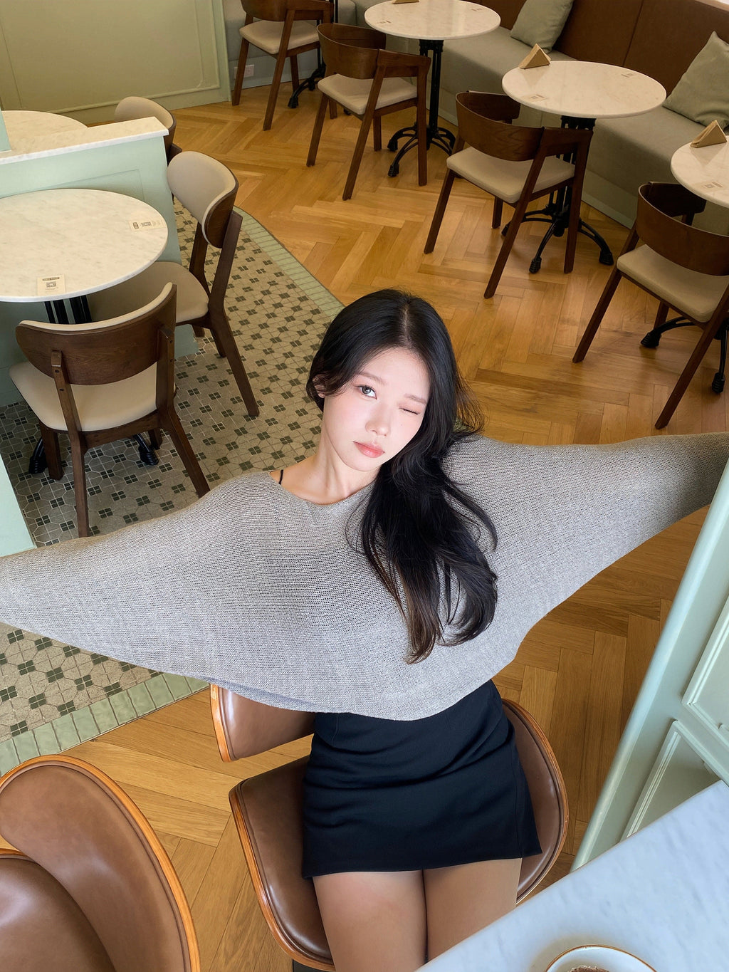 Orders surge! Basic loose-fitting knit long-sleeved shirt