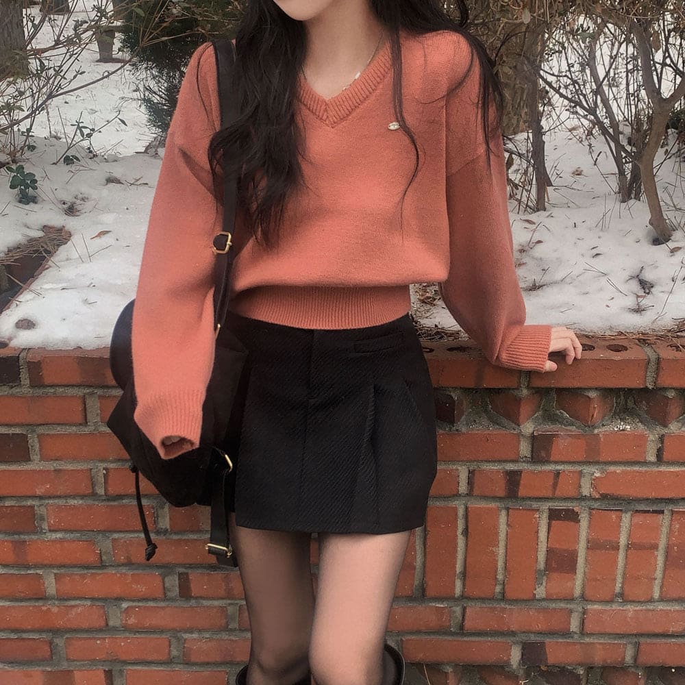 【🌷New Spring Arrivals】Label V-Neck Knit 