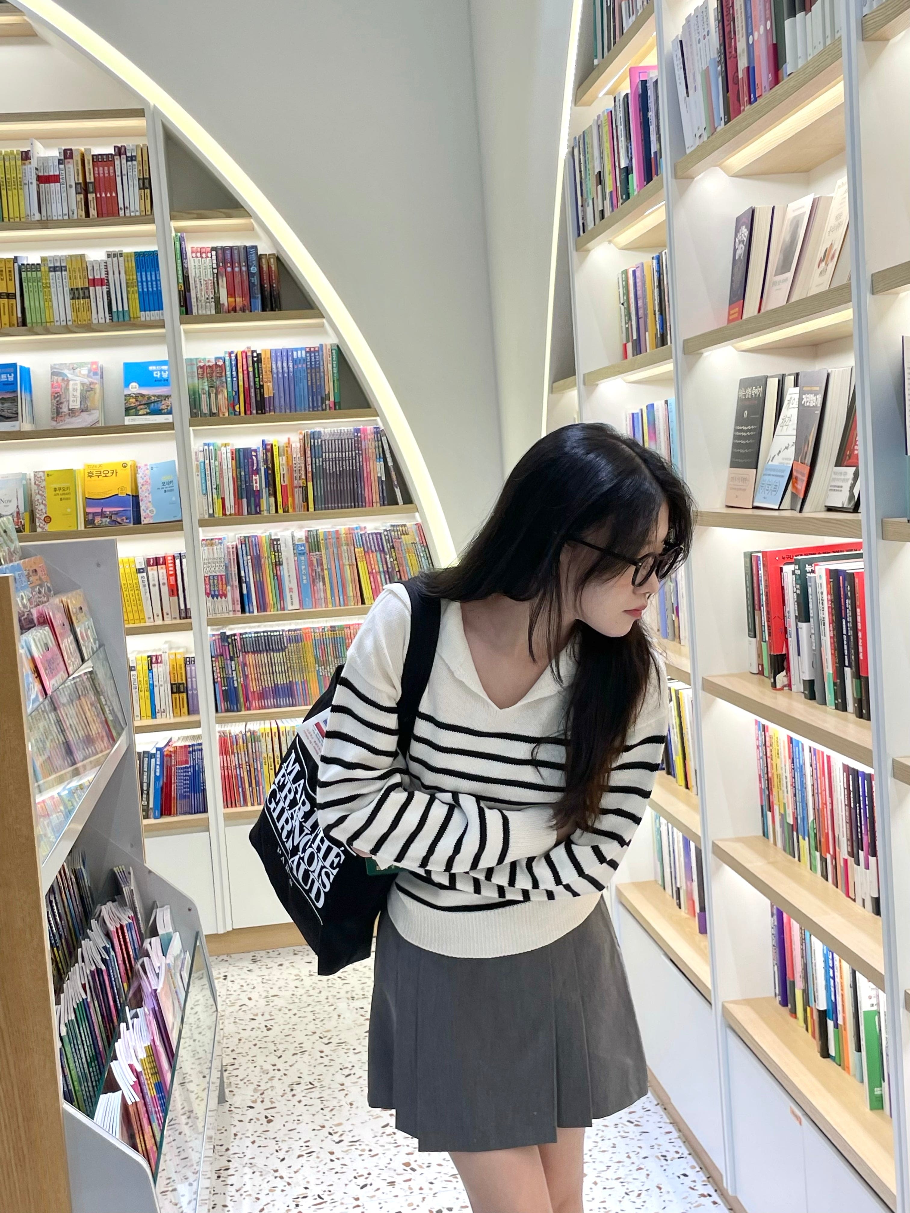 Preppy style pleated skirt and pants