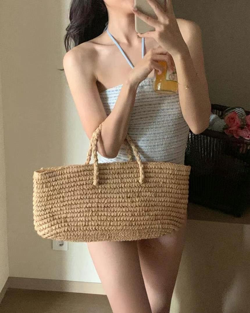 [Shop owner's personal favorite!] Halter Stripe Monokini 