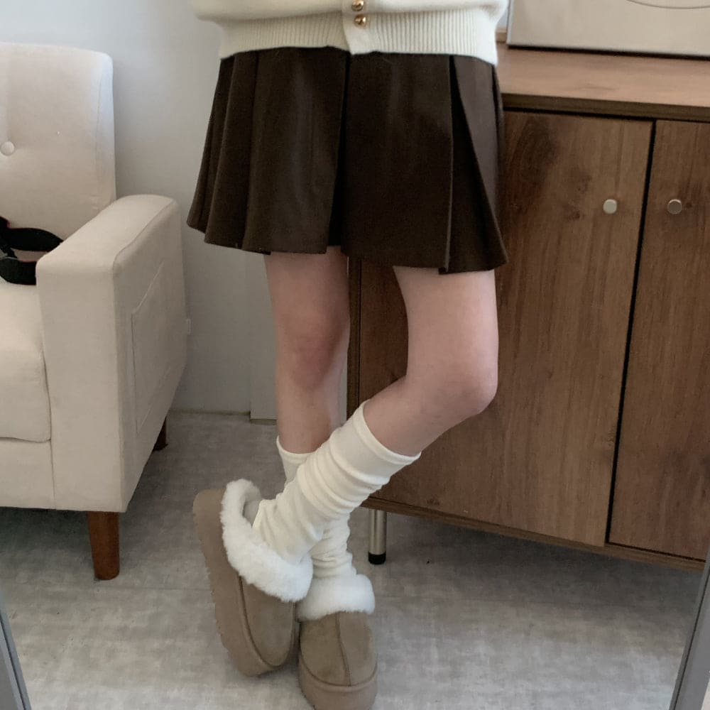 Thick pleated skirt for autumn and winter