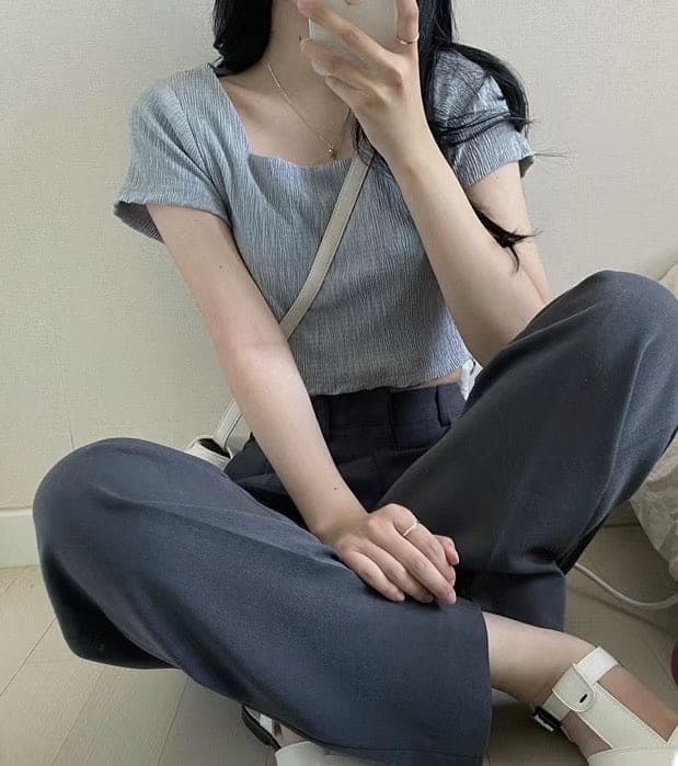 New gray-blue color! Wrinkle Crop Top 
