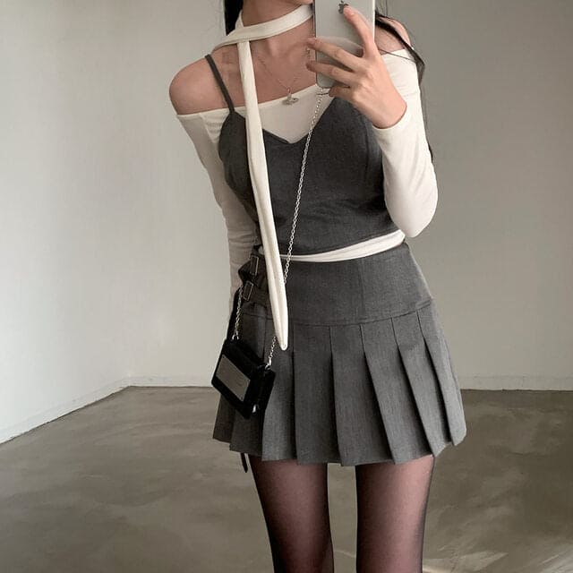 [Savage] Corset + Pleated Skirt Set
