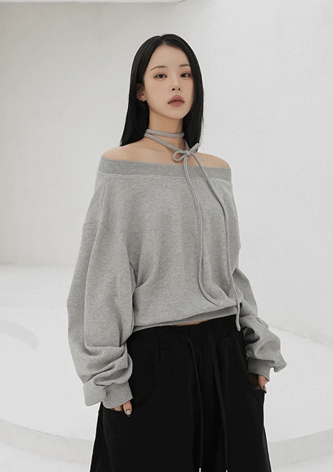 [Stylish Casual] Off-Shoulder Sweatshirt Scarf Set 