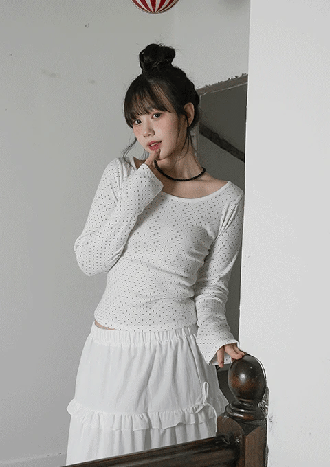 【🤍Korean Style Polka Dot Tee】 