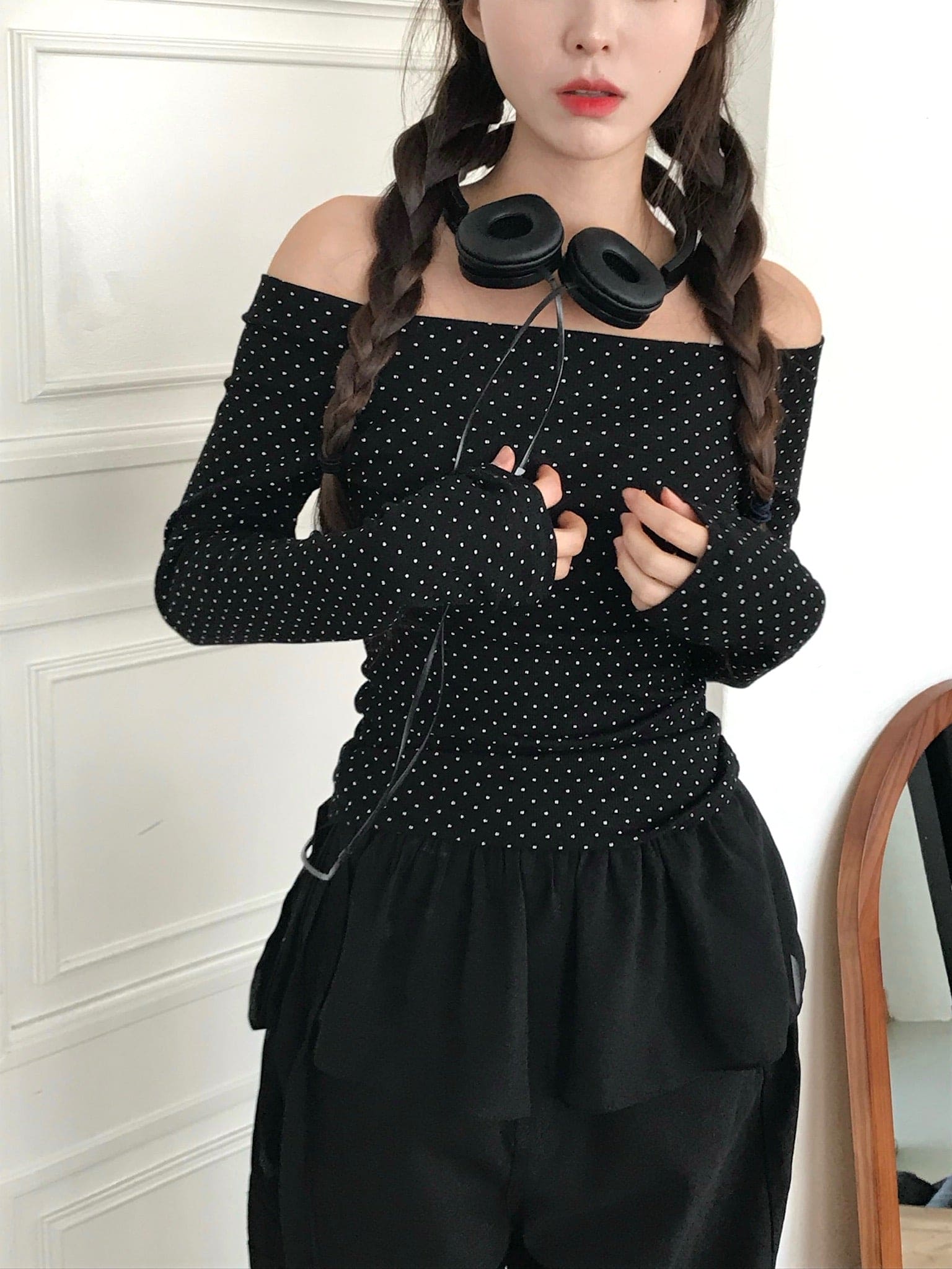 【🤍Korean Style Polka Dot】Dot Off Shoulder Top 