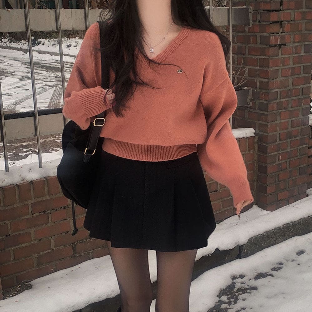 【🌷New Spring Arrivals】Label V-Neck Knit 