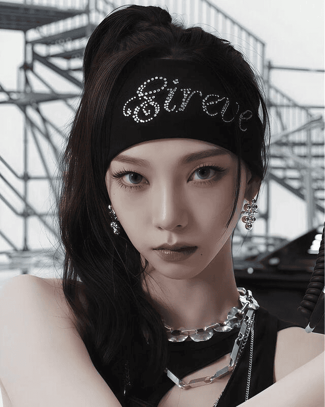 [KARINA Whiplash same style] LETTERING HAIR BAND 