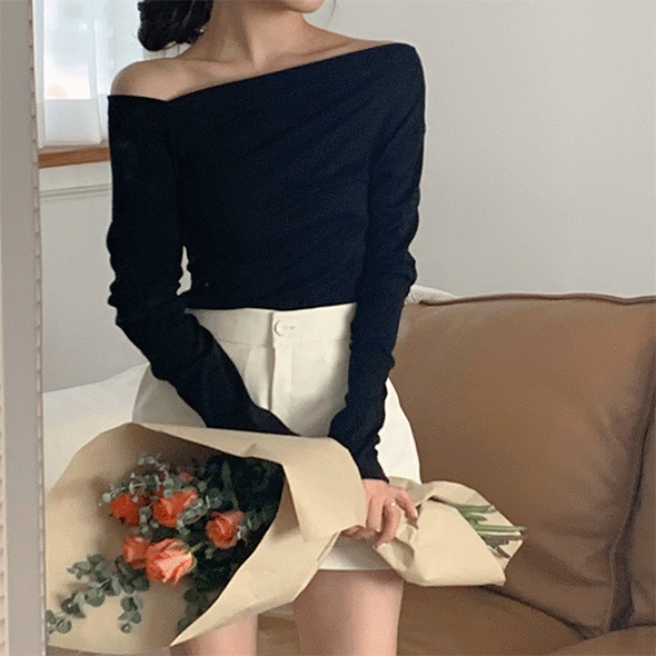 Slide Off Shoulder Top 