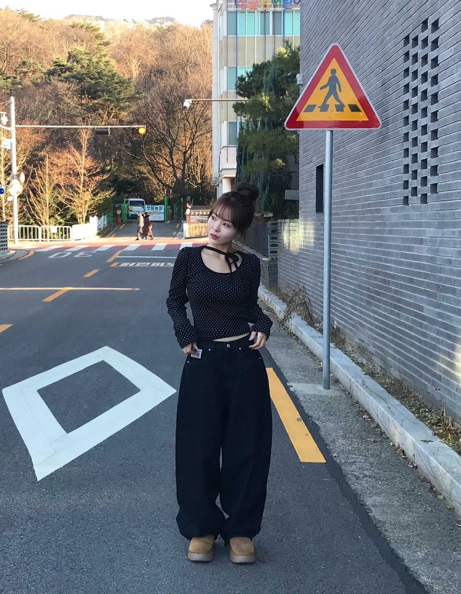 【🖤Sweet and Cool Touch】Dot Choker Top 