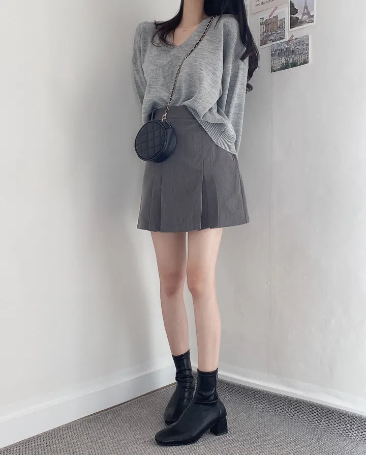 Preppy style pleated skirt and pants