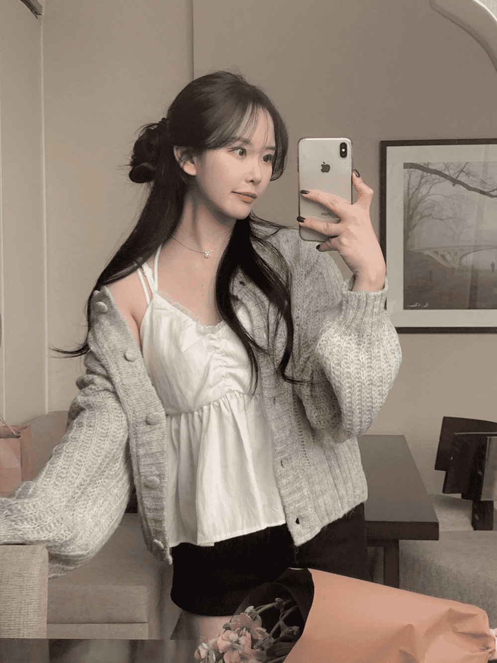 Milky Sleeveless (Sweet Petals) 