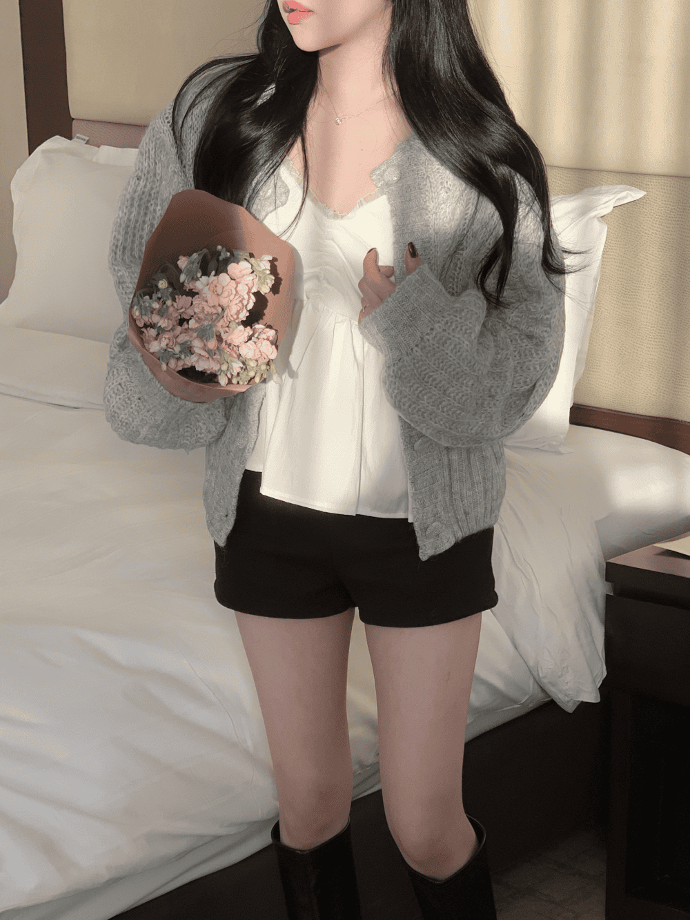 Milky Sleeveless (Sweet Petals) 