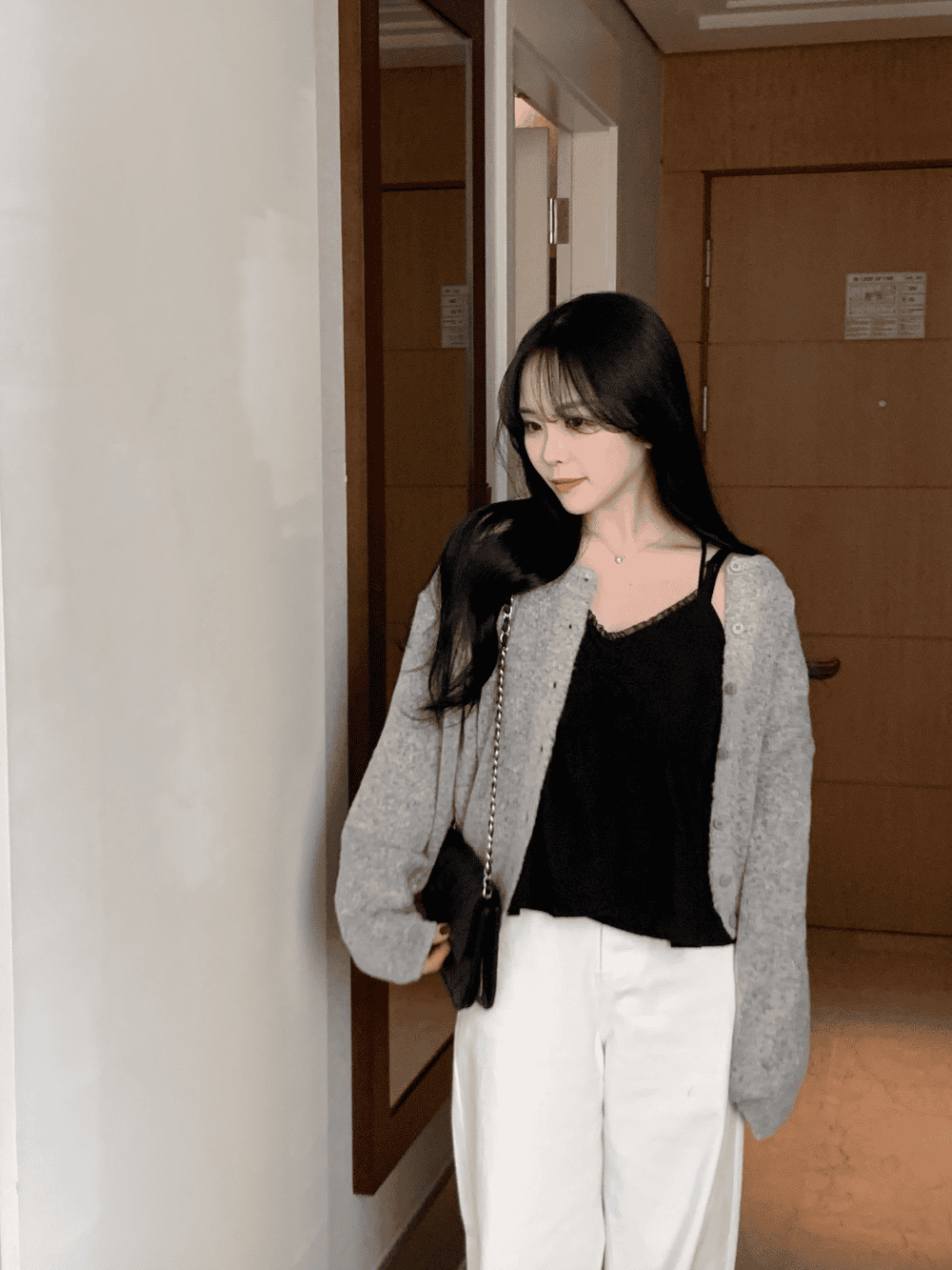 Milky Sleeveless (Sweet Petals) 