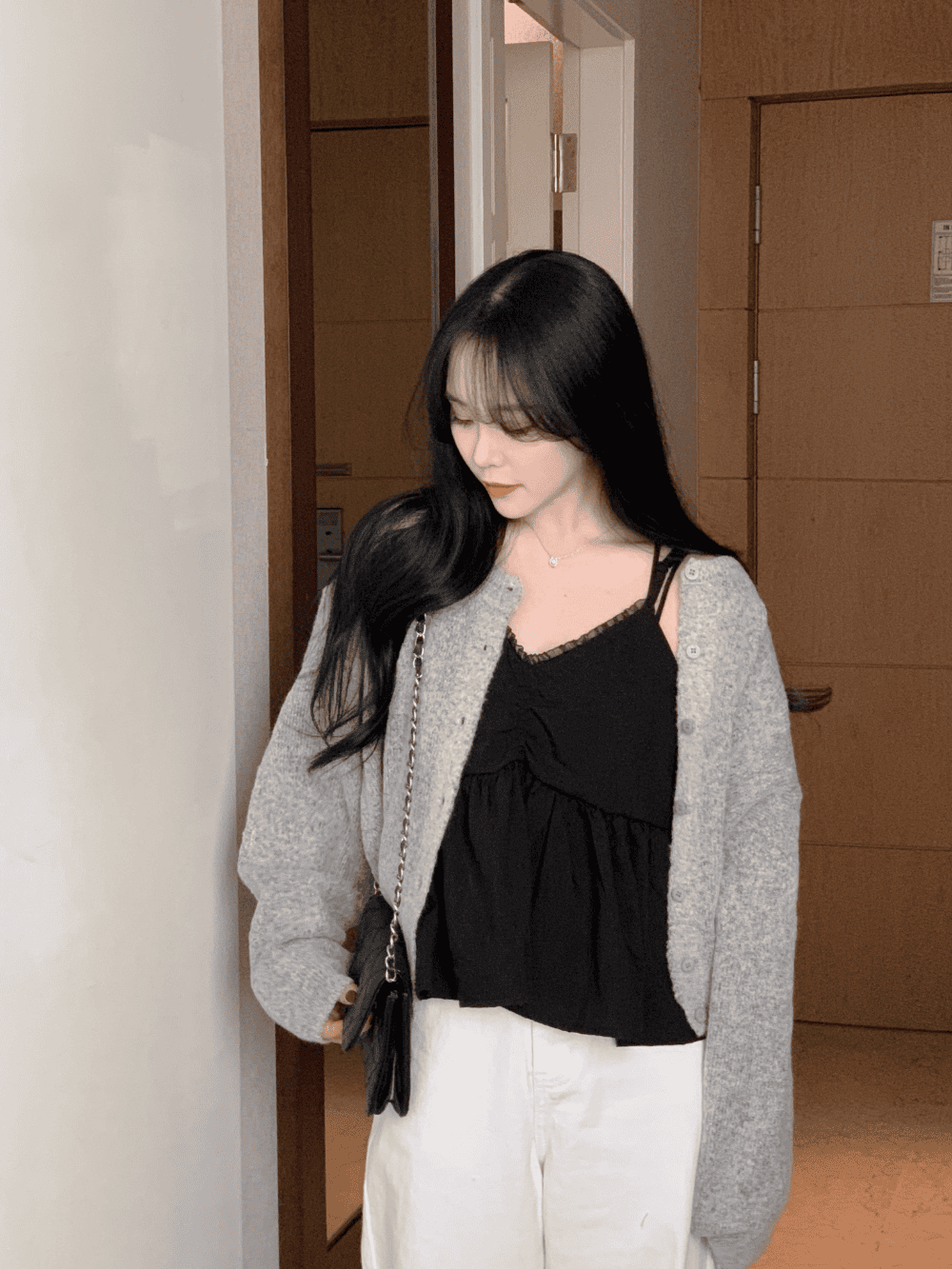 Milky Sleeveless (Sweet Petals) 