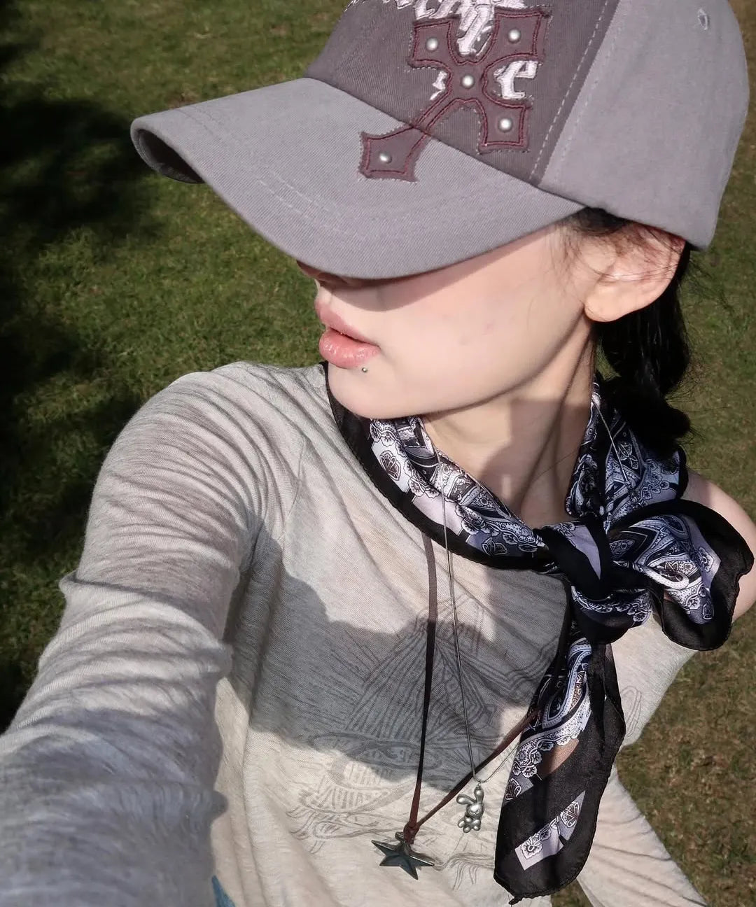 [Same as JISOO] STAR WING SHEER LONG SLEEVE