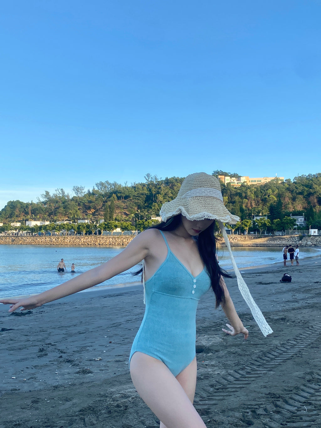 [Bestseller Returns!] Button Monokini 