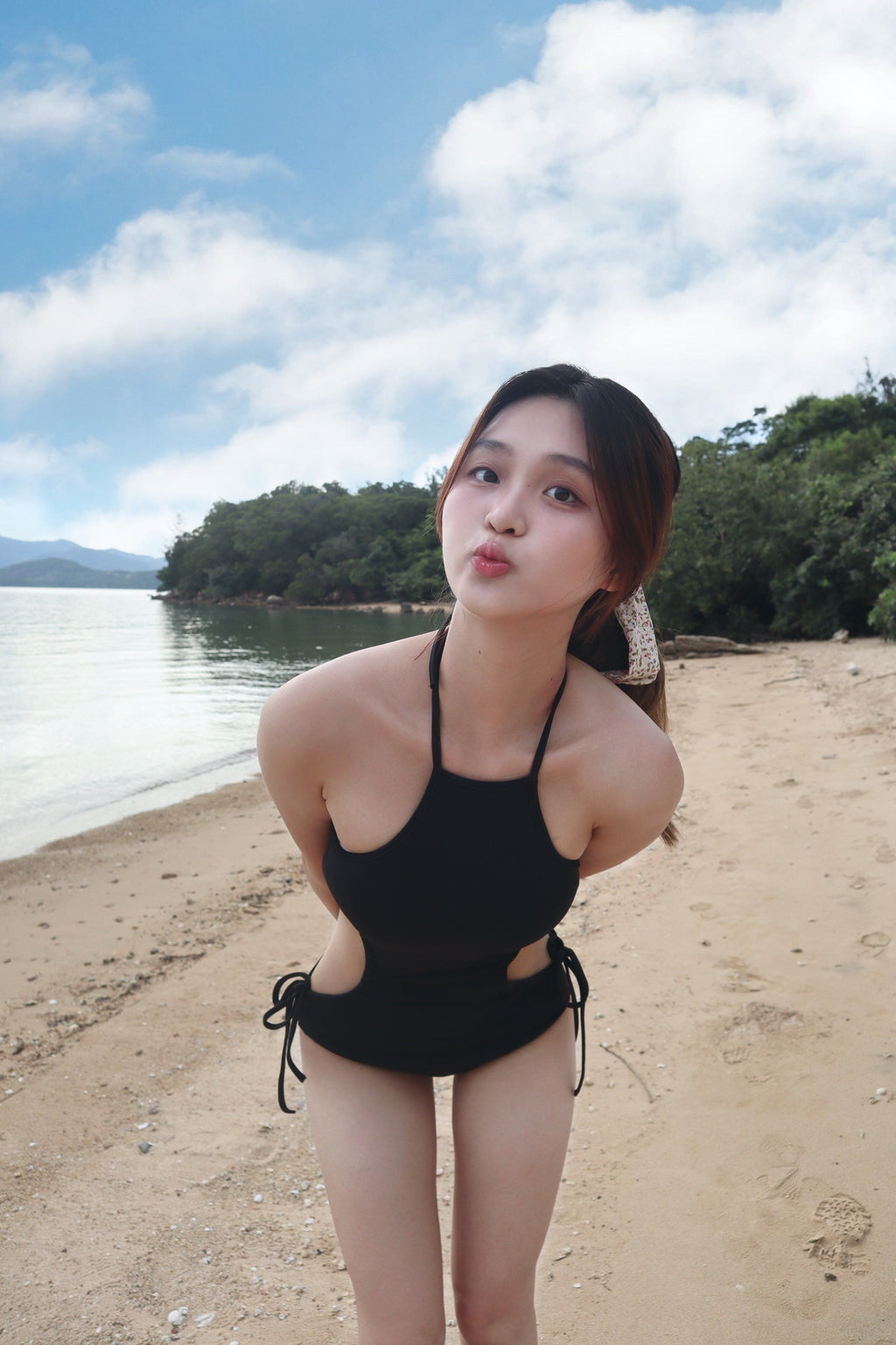 [Hot Selling Series] Sexy Off-Shoulder, Low-Cut Swimsuit 