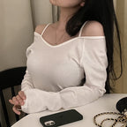 Off-the-shoulder long-sleeved top