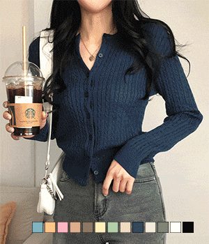 The colors are perfect! Fruit-patterned round neck cable knit cardigan 