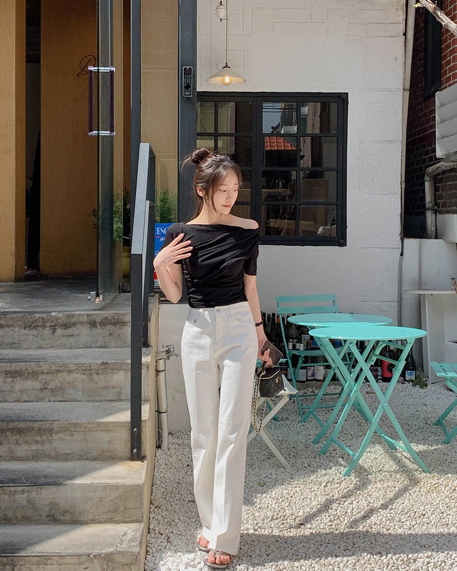 A must-have for smart casual style! Fancy Top